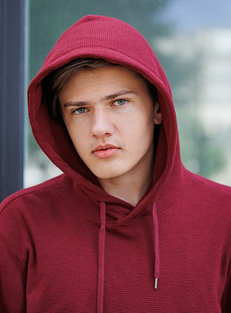 Ethan-3711
