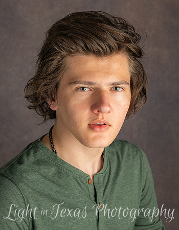 Ethan-4009