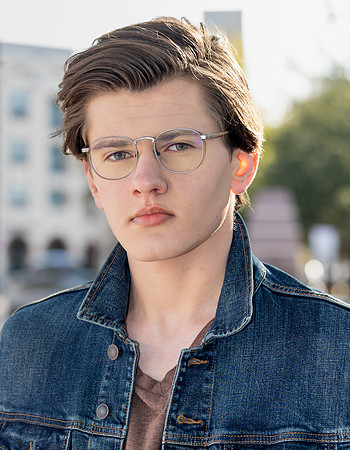 Ethan-3171-