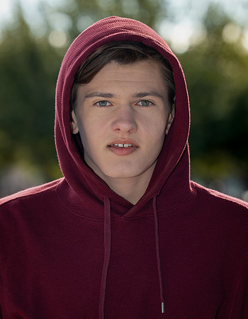 Ethan-3275