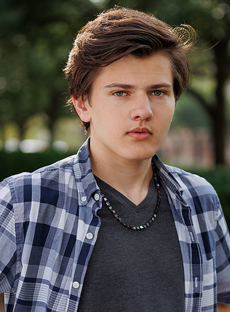 Ethan-3844