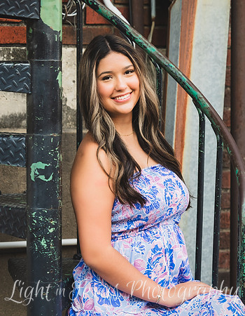 Olivia-7862-