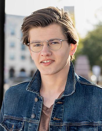 Ethan-3173-