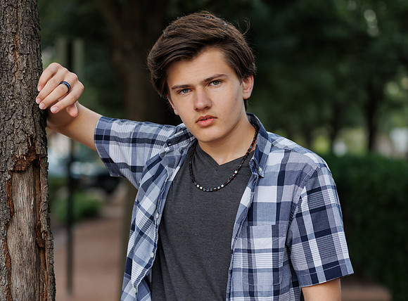 Ethan-3800