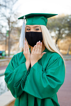 2021_March Alexis _L7A7614