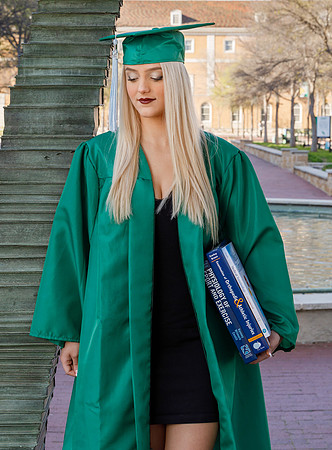 2021_March Alexis _L7A7416
