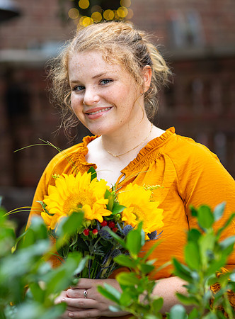 Becca-6946