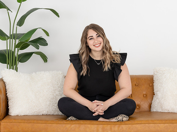 Gaby Couch Final-