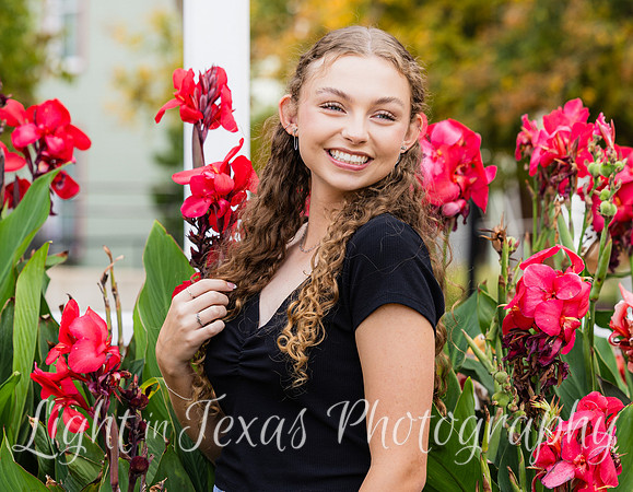 Megan-0443