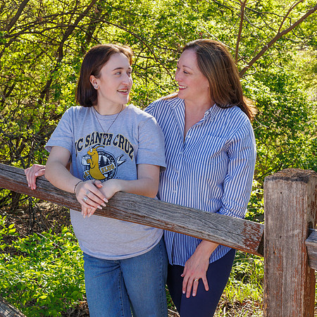 Phoebe & Amy-7872-