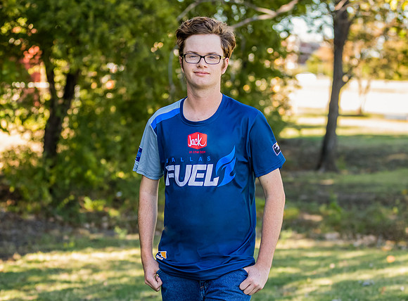 Alex R-1404-Edit