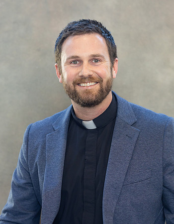 Rev. Canon Jonathan Bailes-1126