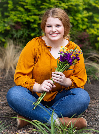 Becca-6806