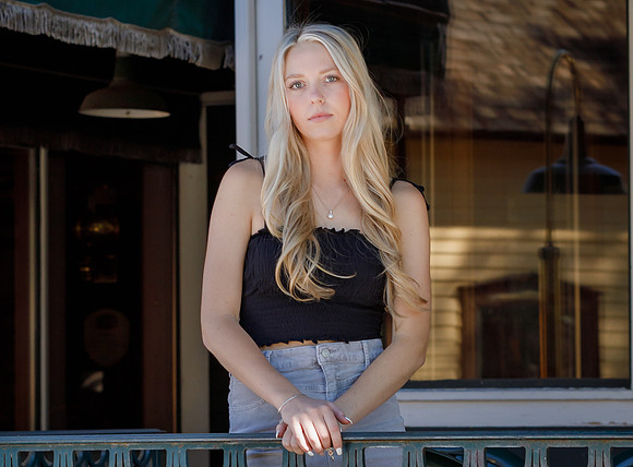 Brooke Durango-3774-Edit