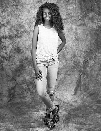 Samantha- 8792 B&W