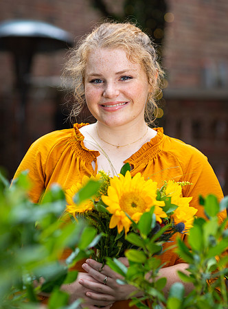 Becca-6925