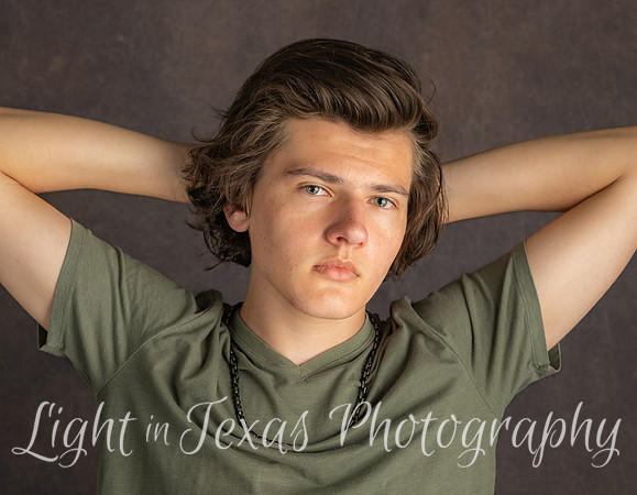 Ethan-4081