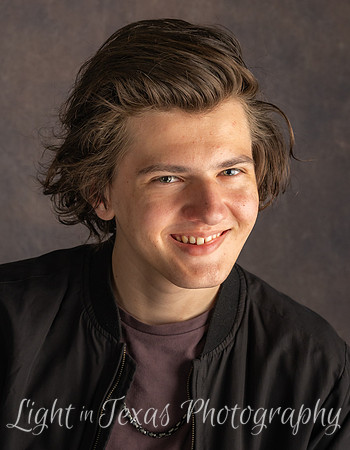 Ethan-4041