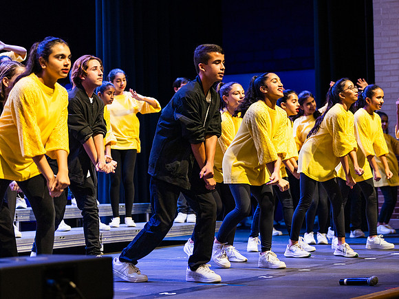 Vivave Spring Stage-6786