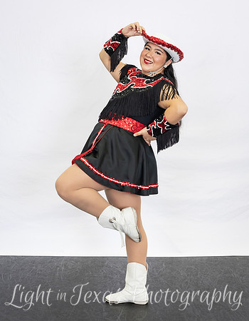 Senior Lizbeth Alvarez-