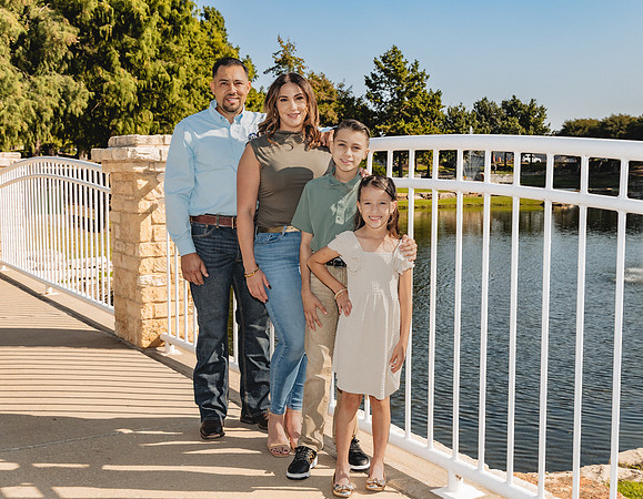 Alvarez Familia - 8821