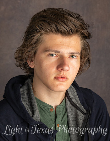 Ethan-4019