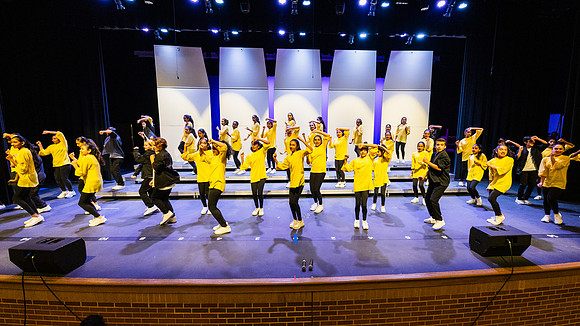 Vivave Spring Stage-4955