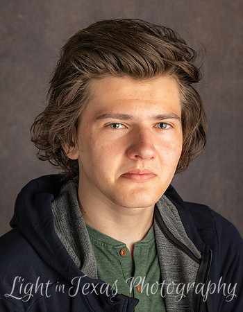 Ethan-4016