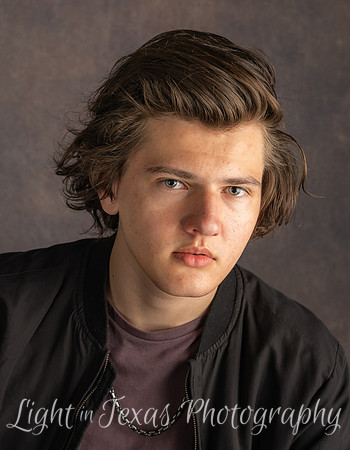 Ethan-4043