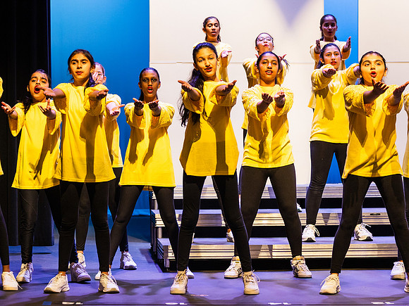 Vivave Spring Stage-6780